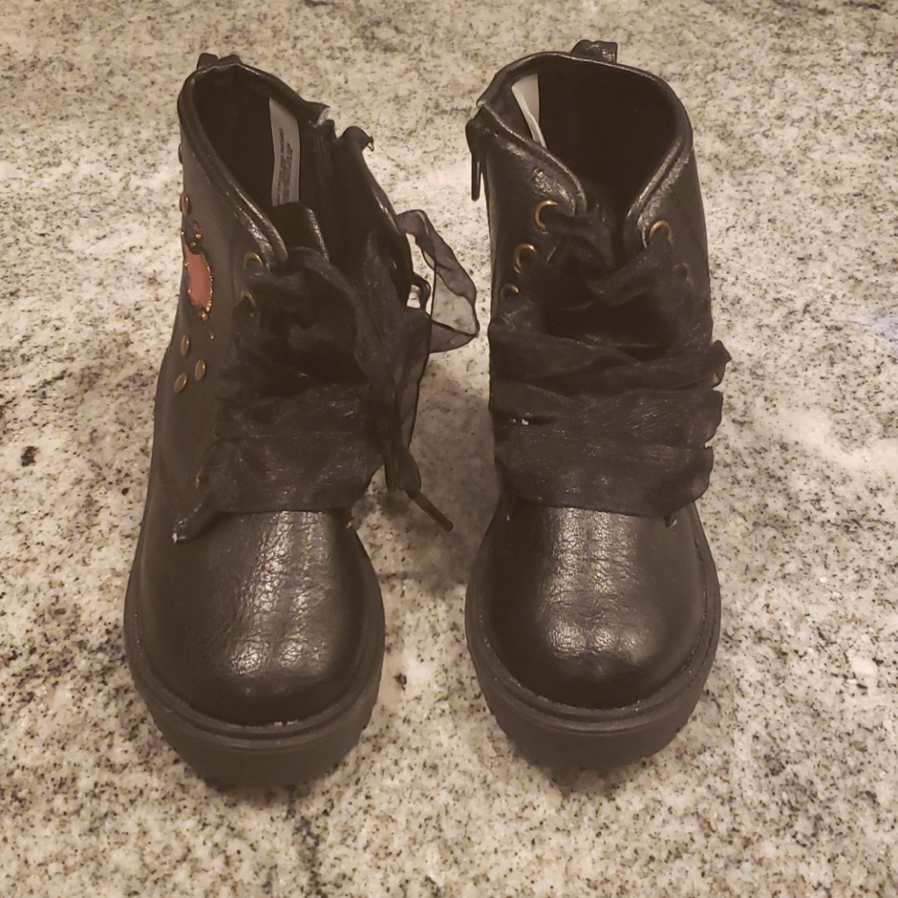 Disney Descendants Boots